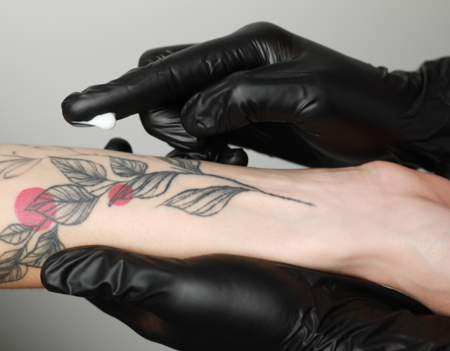 🖤 La Gamme Tatouage ImpeRya : soin, éclat et protection pour une peau tatouée sublimée 🖤

Votre peau tatouée mérite une attention particulière. La gamme Tatouage ImpeRya a été spécialement conçue pour sublimer